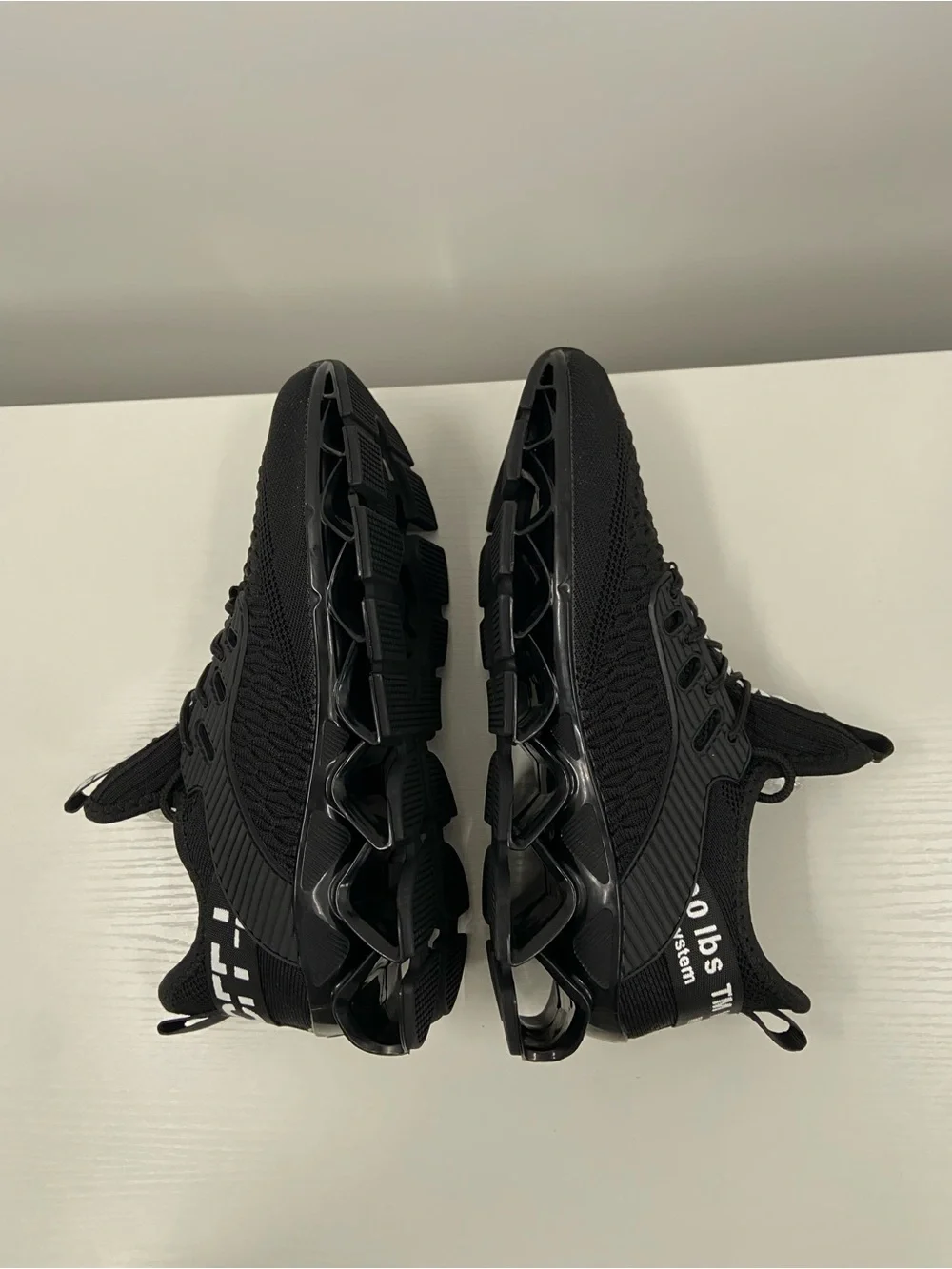 NWOT Chopben Men's Running Shoes Blade Fashion Athletic Sneakers black Size 41